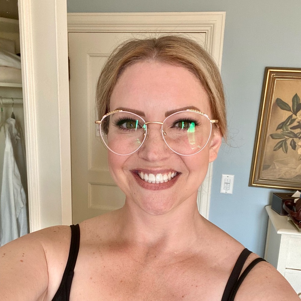 Meet your Posher, Lindsay